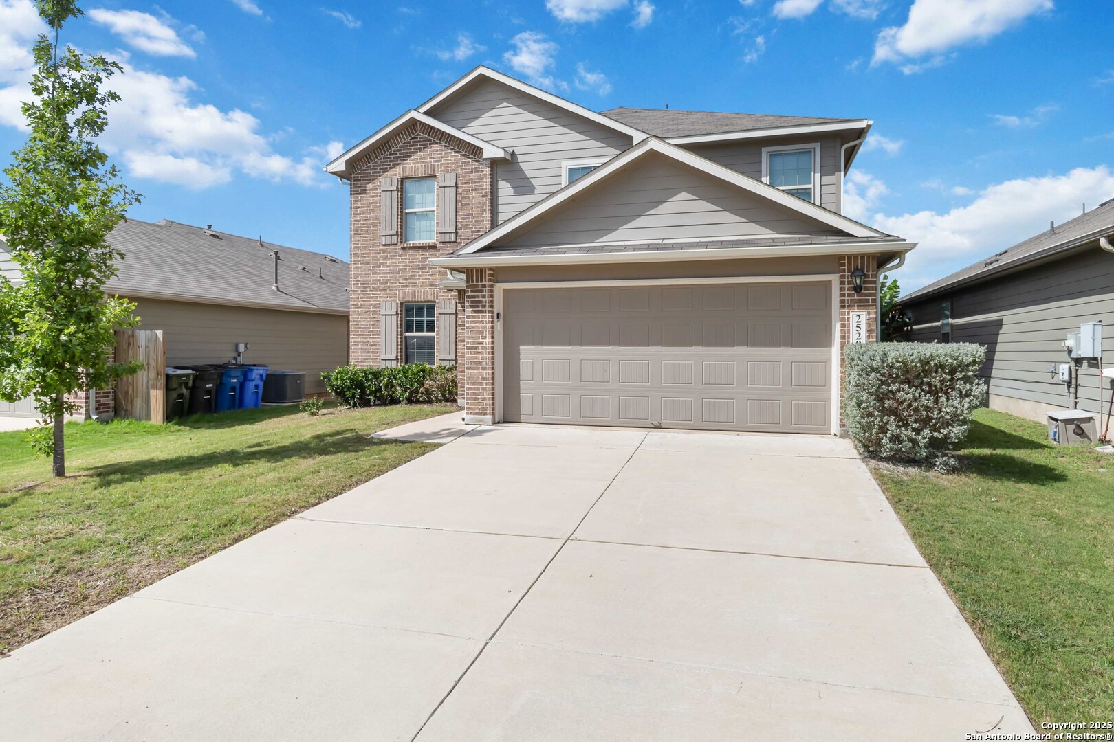 2529 McCrae
