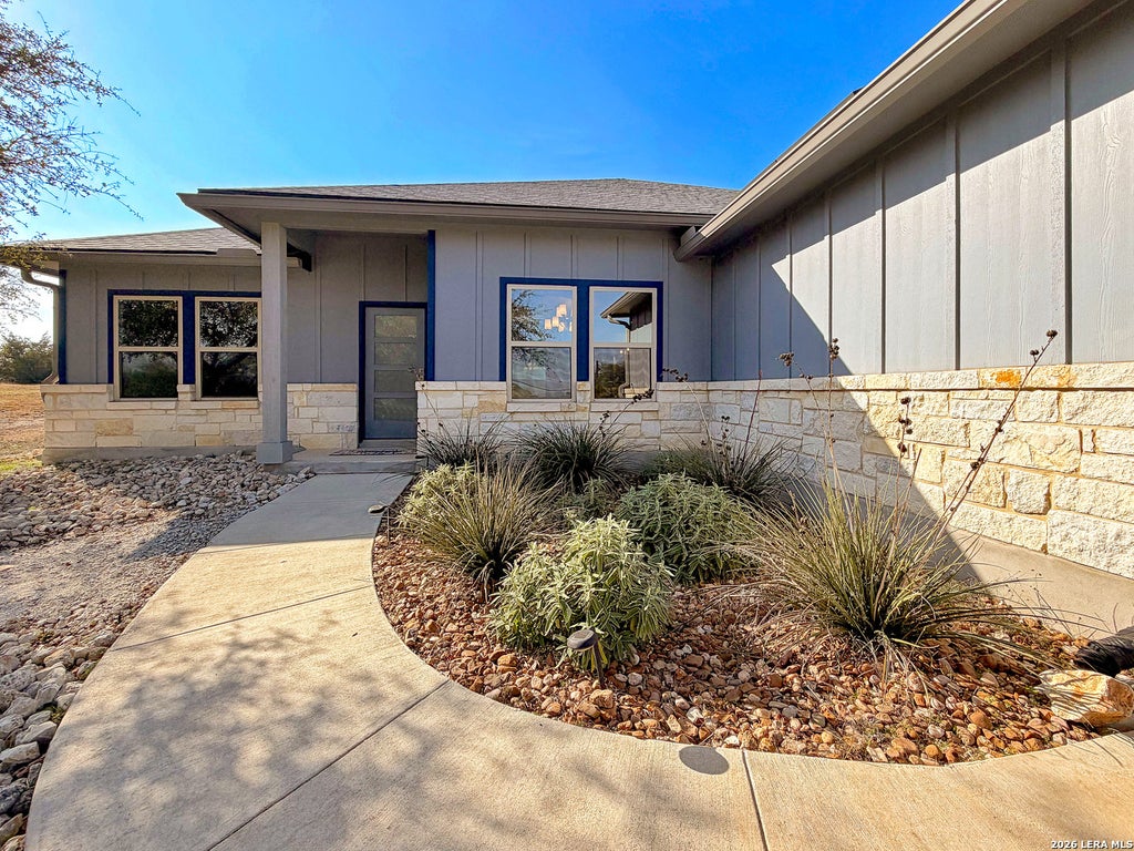 Photo of 381 Monarch, Canyon Lake, TX 78133 (MLS # 1937184)