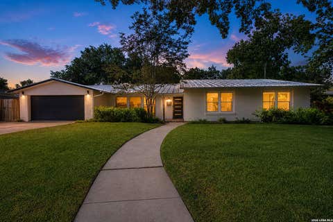 Photo of 219 TOPHILL RD, San Antonio, TX 78209 (MLS # 2008546)