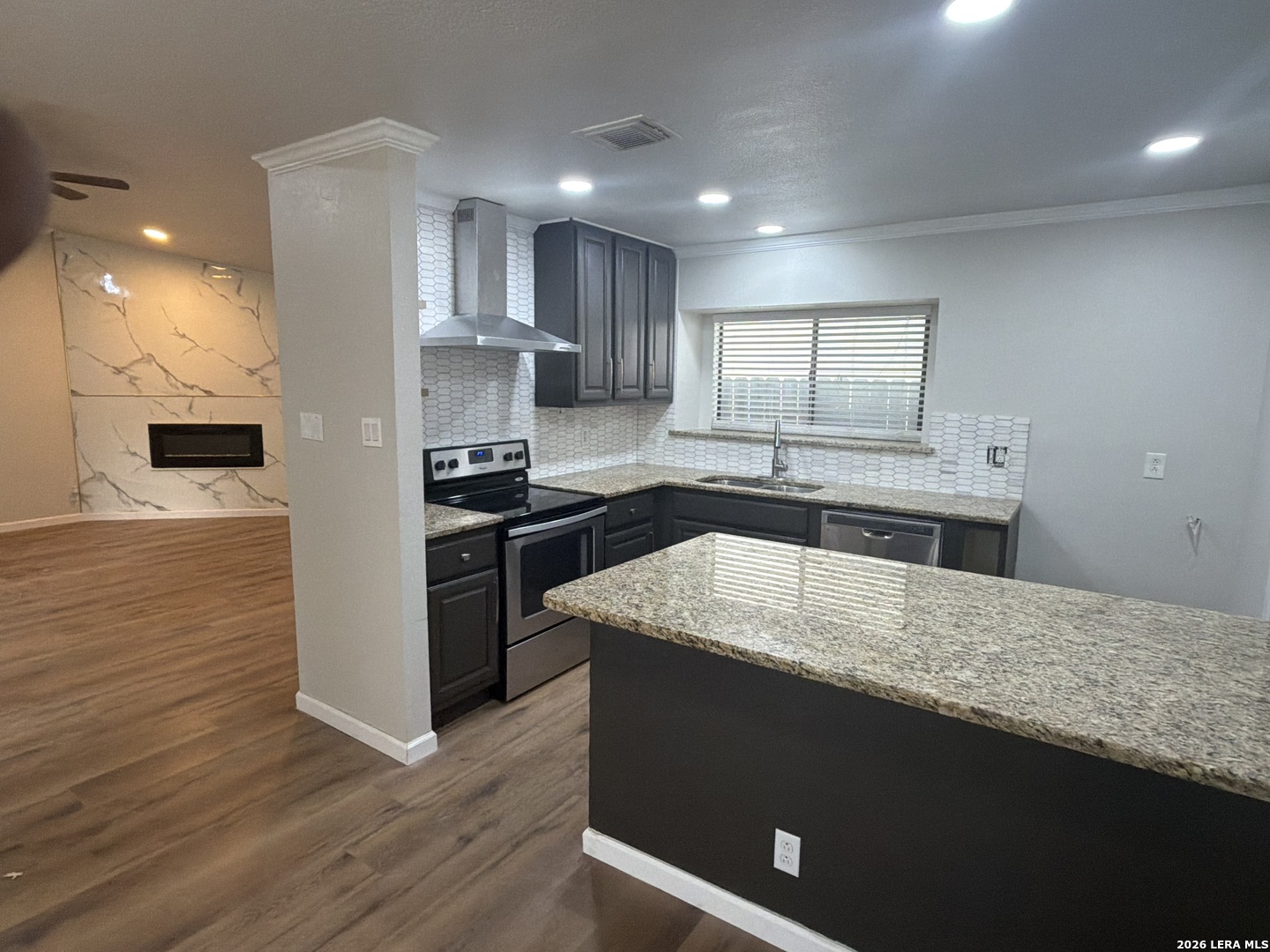 13239 LARKPLACE DR