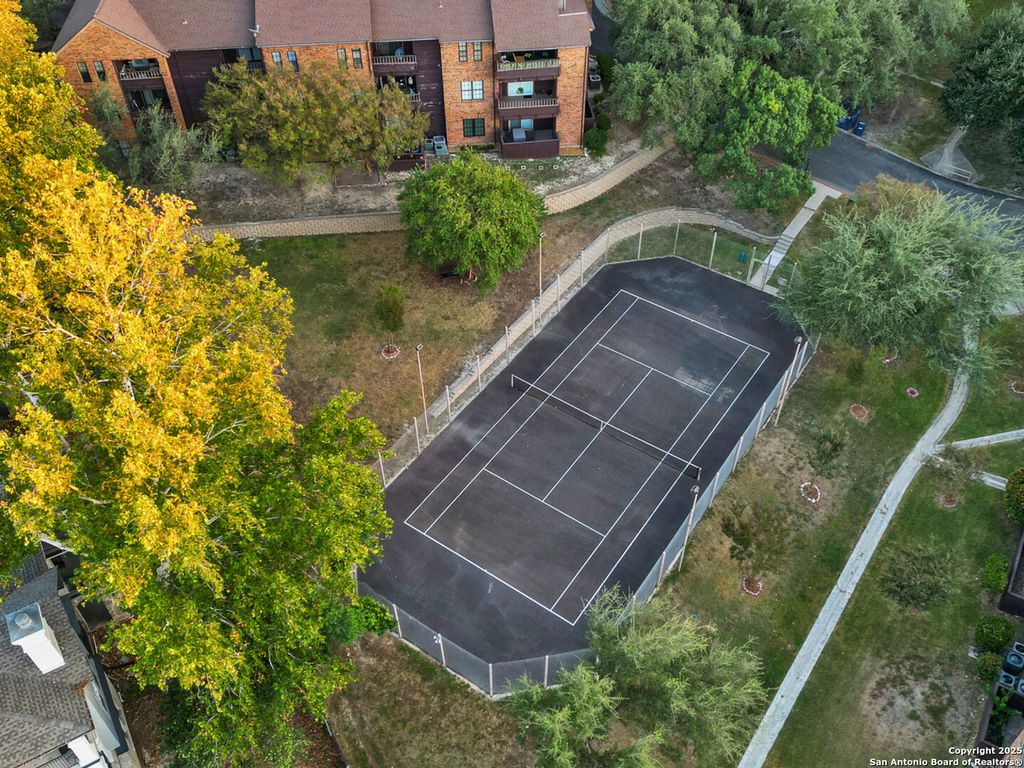 Photo of 4212 MEDICAL DR 401 #401, San Antonio, TX 78229 (MLS # 1922637)