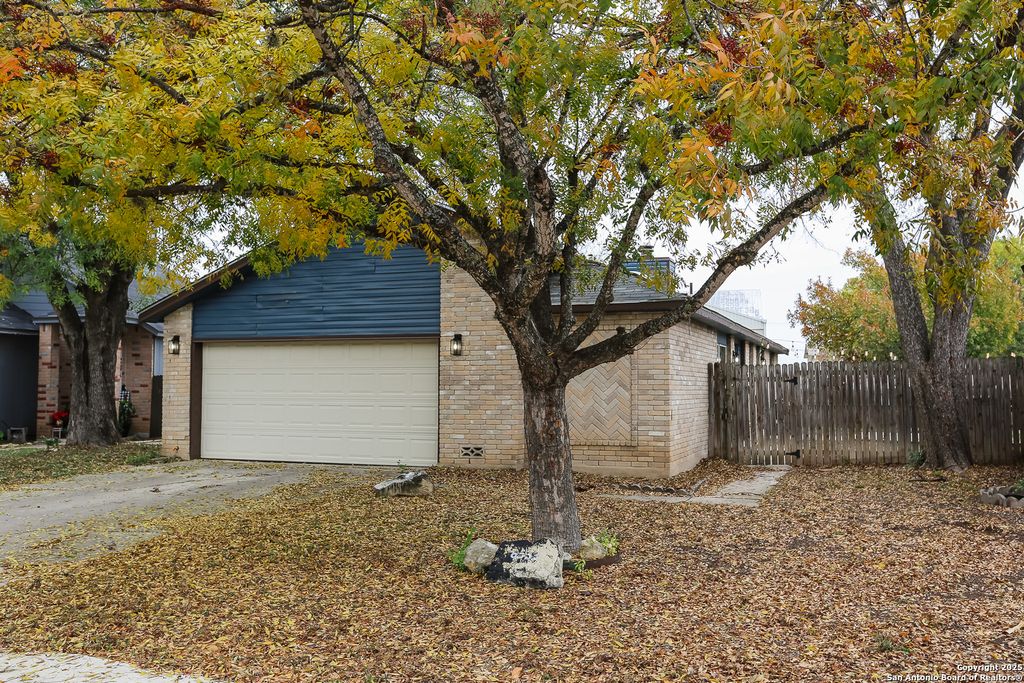 Photo of 8533 Wood Arbor, San Antonio, TX 78251 (MLS # 1929729)