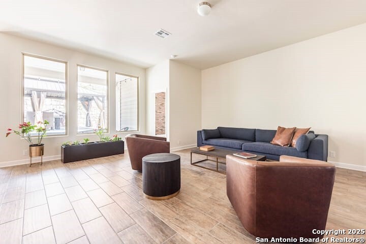 7811 Cypress View