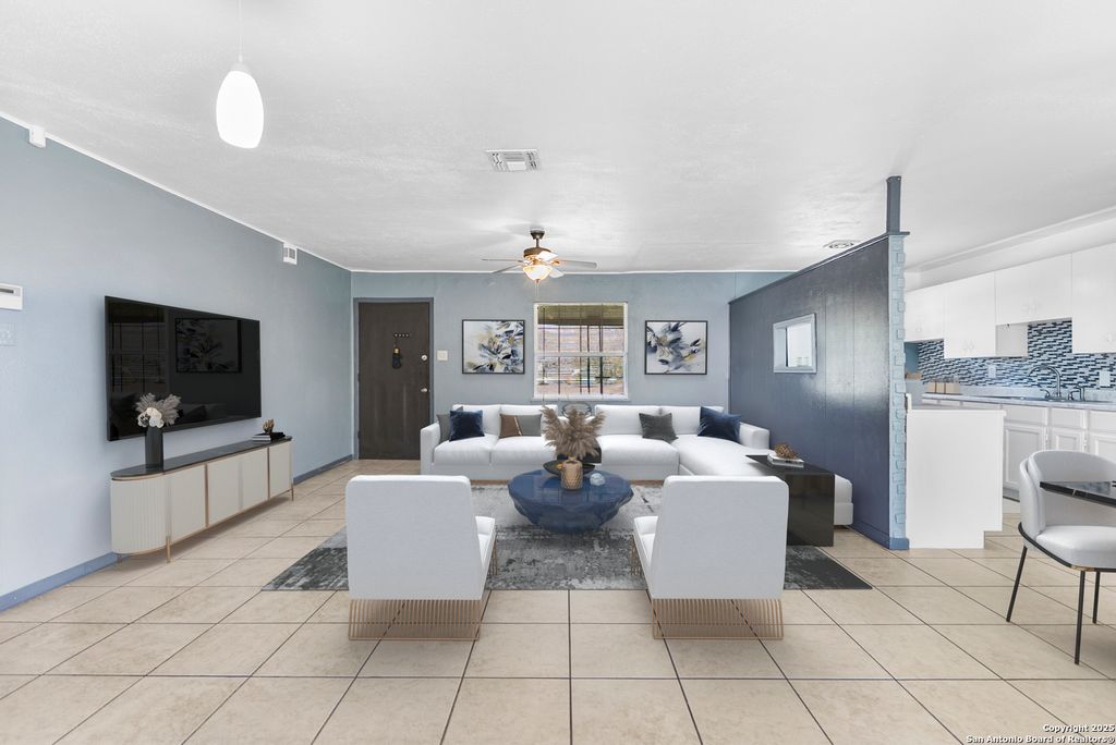 Photo of 126 FARREL, San Antonio, TX 78227 (MLS # 1930173)