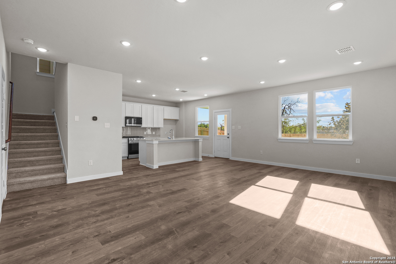 6511 Bufflehead Bend