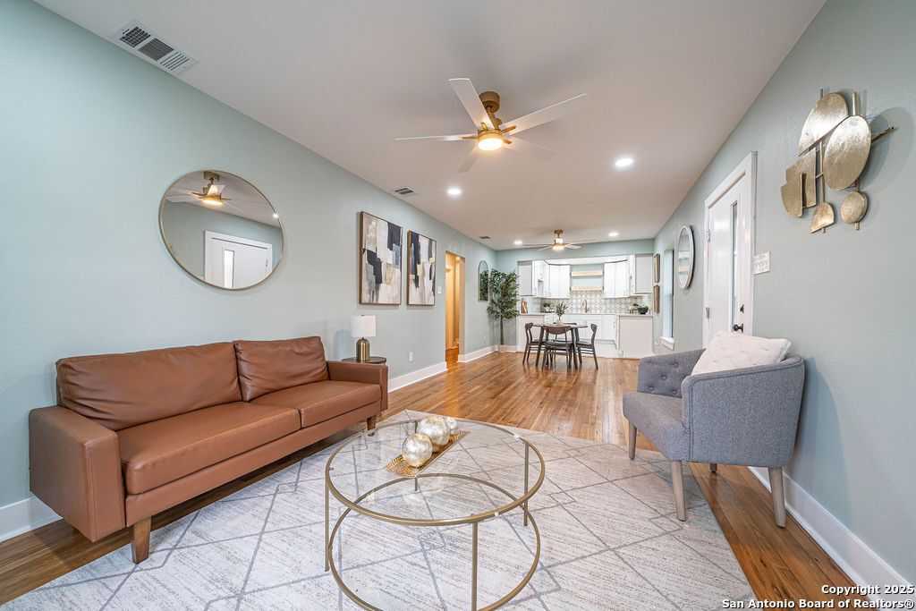 Photo of 162 NEW HAVEN DR, San Antonio, TX 78209 (MLS # 1968762)