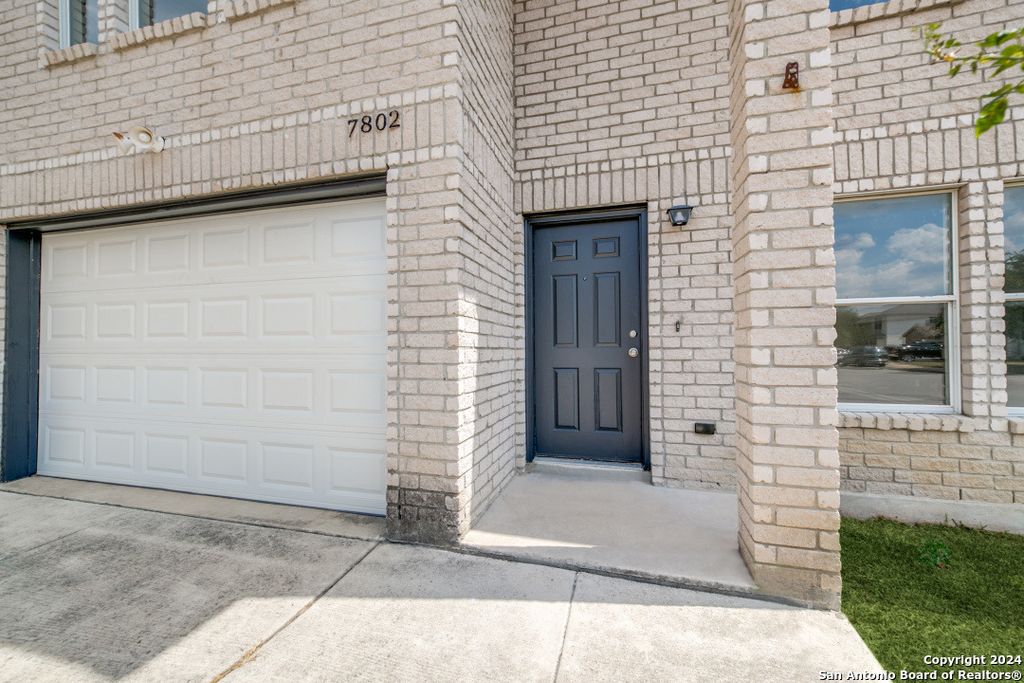 Photo of 7802 WINTERSTONE DR, San Antonio, TX 78254 (MLS # 1894167)