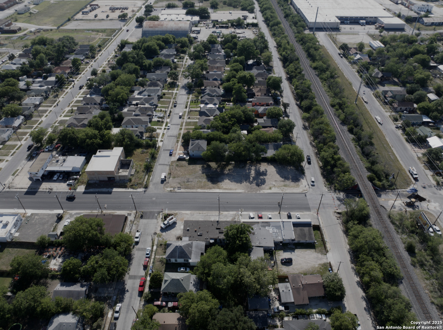 1505 hackberry