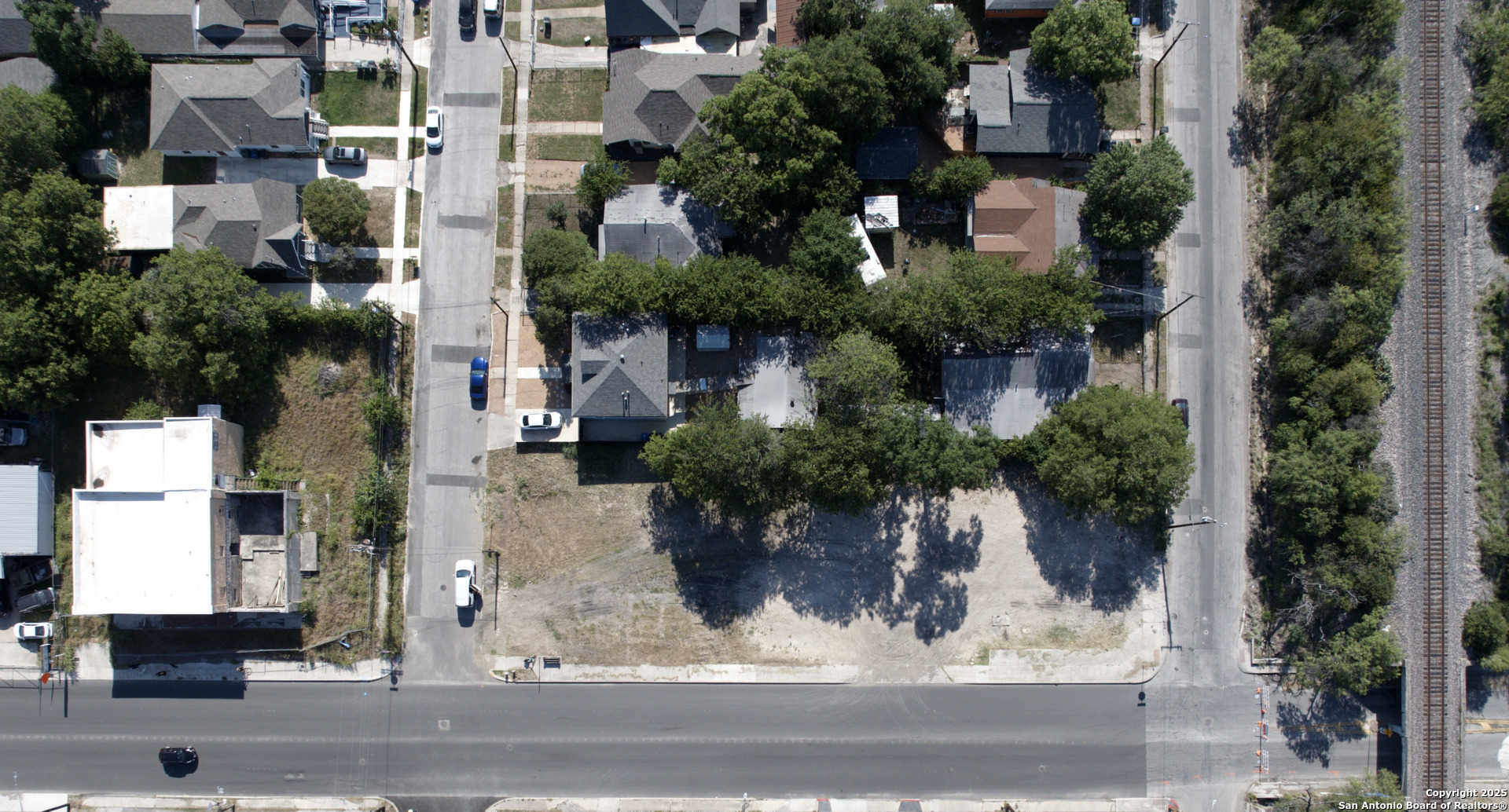1505 hackberry