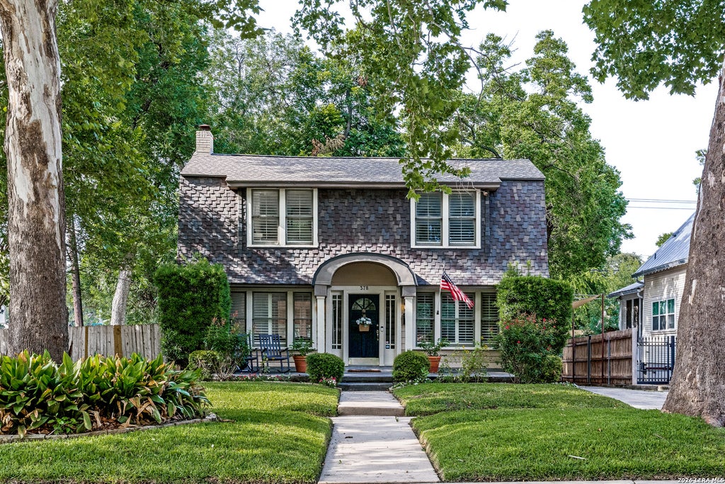 Photo of 378 BLUE BONNET BLVD, Alamo Heights, TX 78209 (MLS # 1992783)