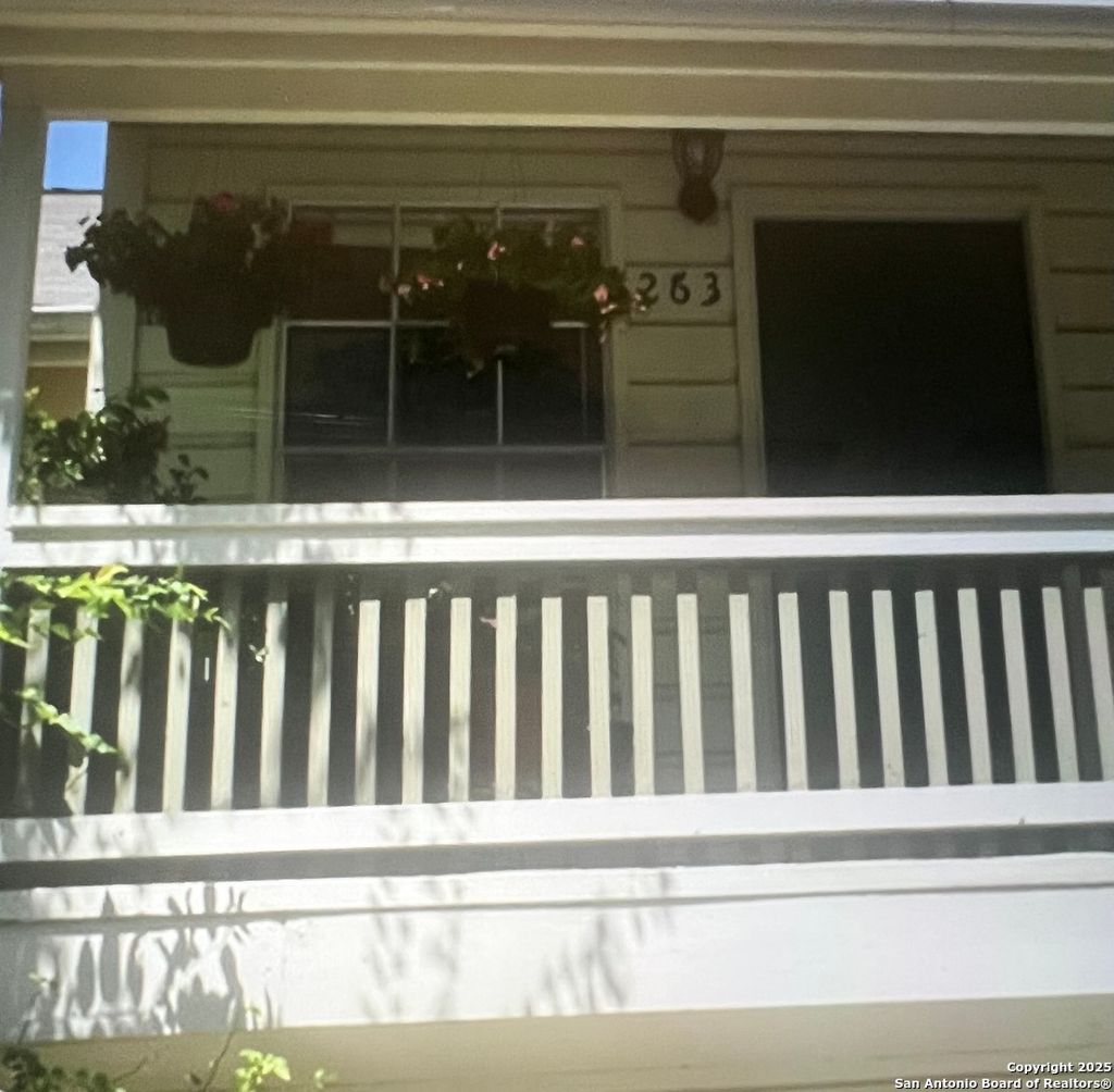 Photo of 2300 Nacogdoches 263-R #263-R, San Antonio, TX 78209 (MLS # 1930240)