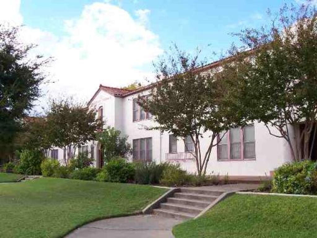 Photo of 219 W Magnolia Ave H #H, San Antonio, TX 78212 (MLS # 1954951)