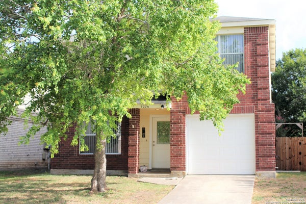 9226 ENCINO VLG, SAN ANTONIO, TX 78250 - Image c69a09865eb54a4b8cae37f5ef32b4ff/3118129092