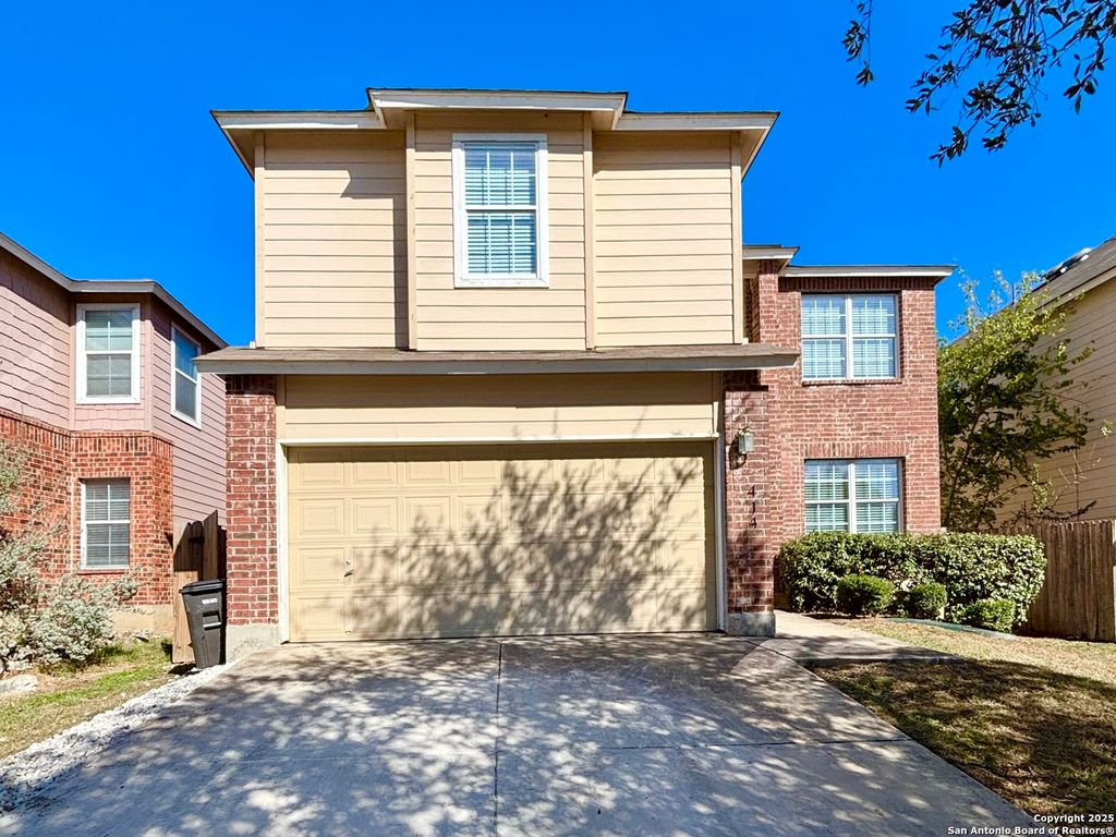 Photo of 6414 Royal, San Antonio, TX 78239 (MLS # 1925279)
