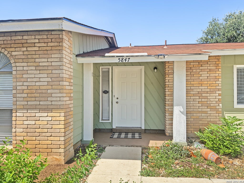 Photo of 5847 Cliffmont Drive, San Antonio, TX 78250 (MLS # 2017189)