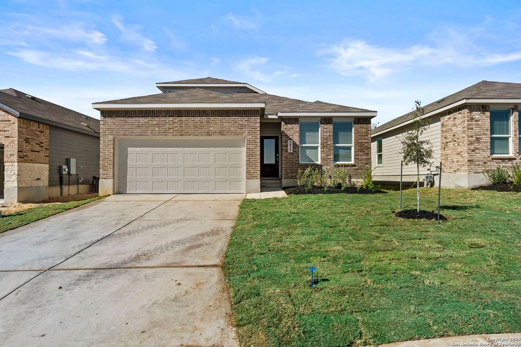 Photo of 3824 Northaven, New Braunfels, TX 78132 (MLS # 1920437)