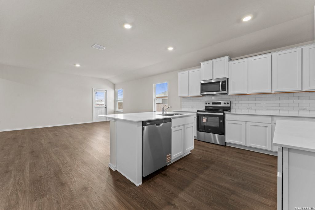 Photo of 154 Double L Dr, Comfort, TX 78013 (MLS # 1947723)