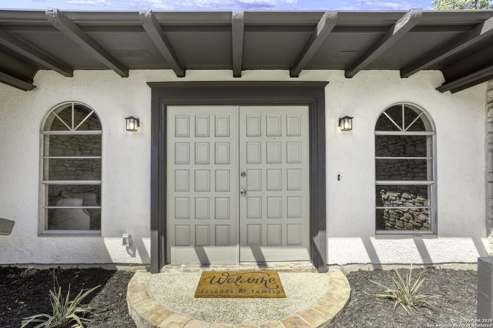 6015 Forest Ridge