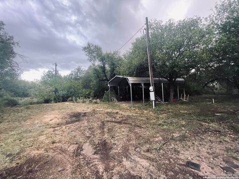 A home in Uvalde