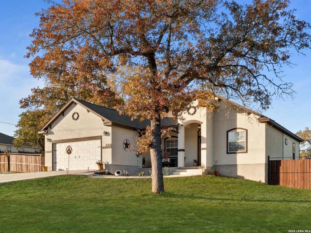 Photo of 225 BROKEN STAR TRAIL, Poteet, TX 78065 (MLS # 1930293)