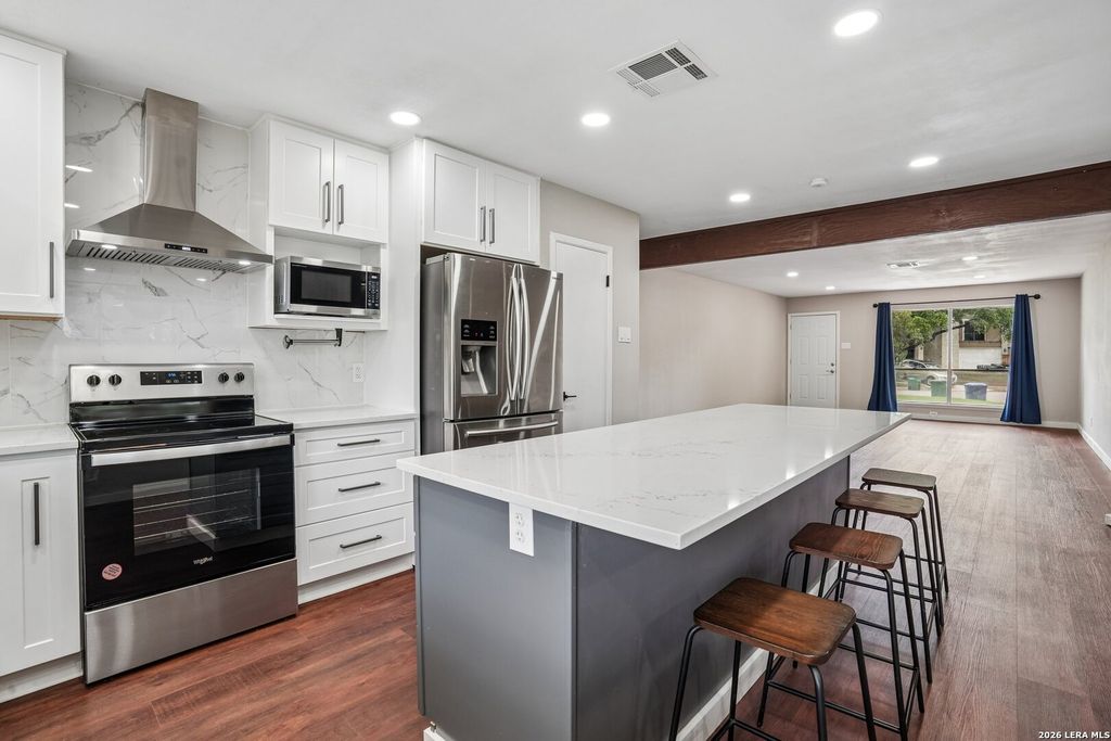 Photo of 11935 Briarpath St, San Antonio, TX 78249 (MLS # 1973004)