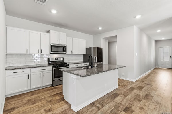 5615 CHASE FLS, SAN ANTONIO, TX 78266 - Image c740d15cd896fb7fccd068b5fb2a4848/2033382977