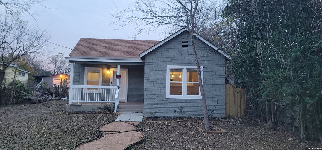 Photo of 127 Orange, San Antonio, TX 78214 (MLS # 1937661)
