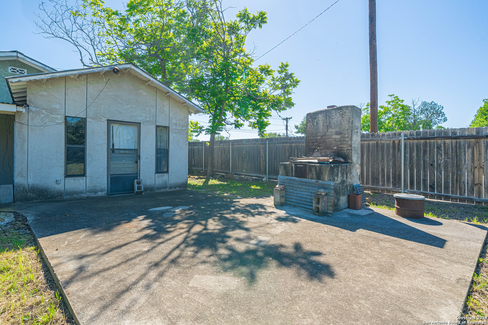 640 N Houston