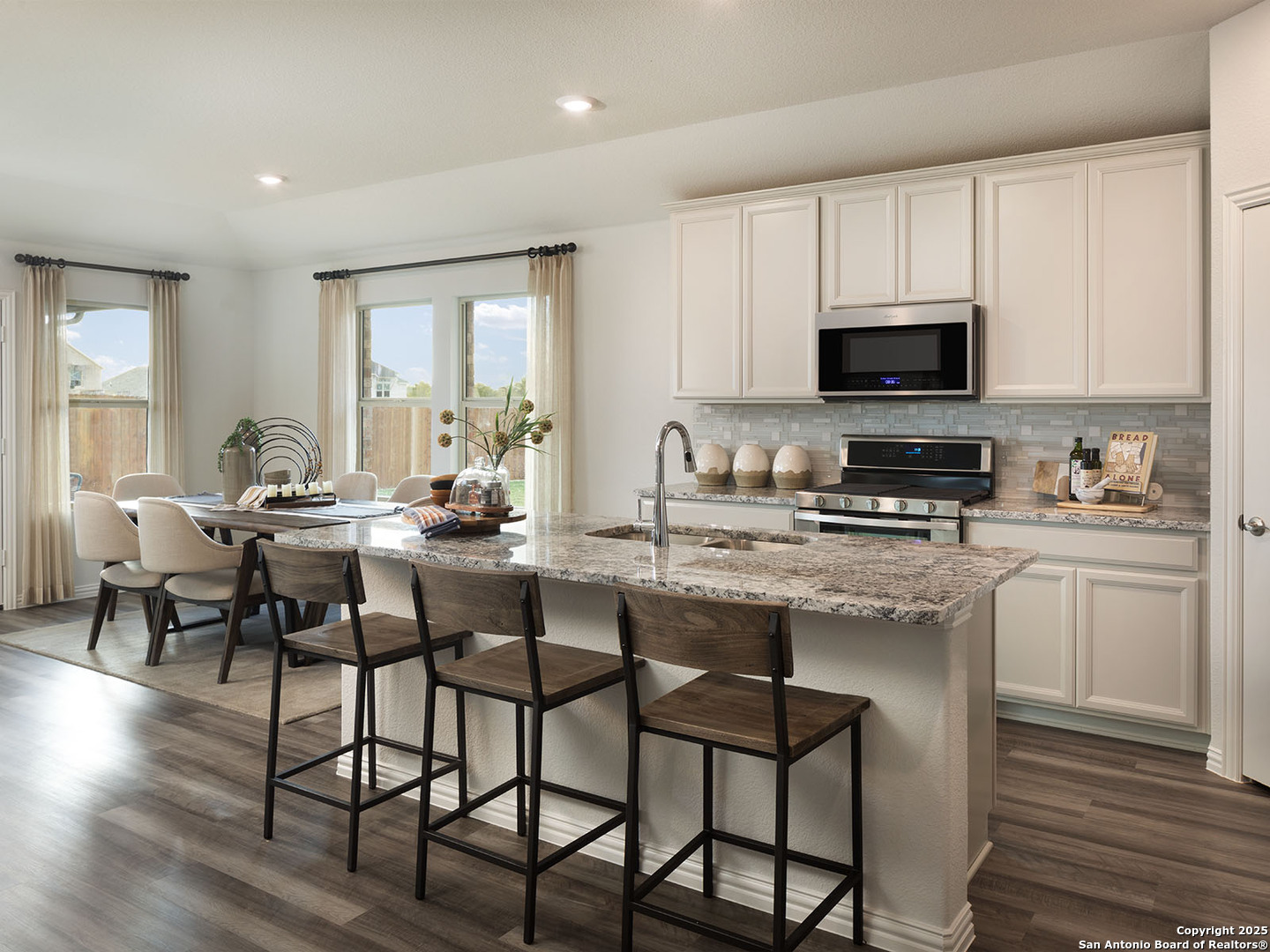 110 Dakota Ridge