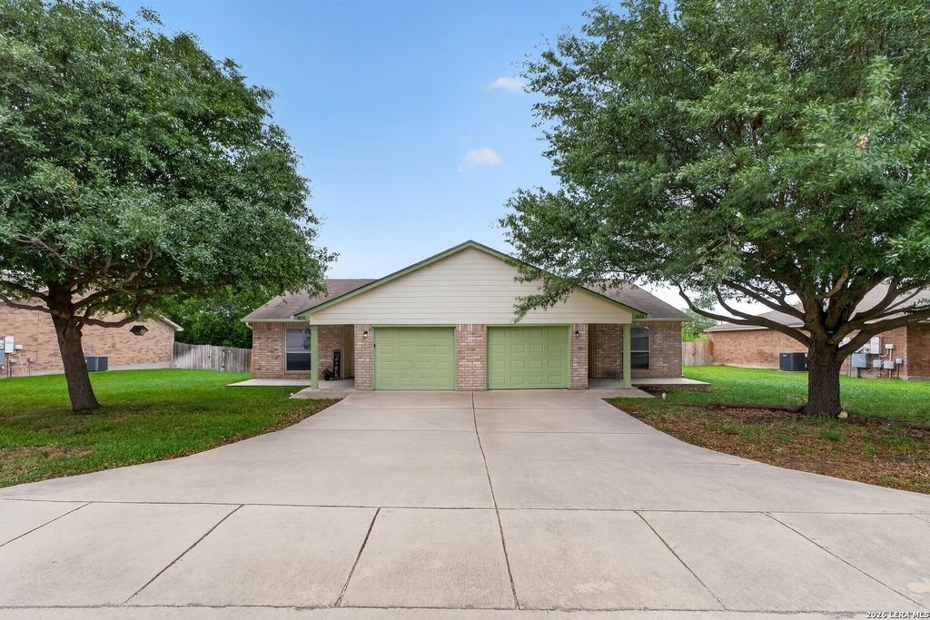 Photo of 3028 LODGEPOLE, New Braunfels, TX 78130 (MLS # 1958900)
