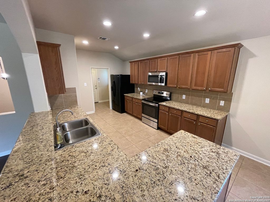 Photo of 5530 Thunder Oaks, San Antonio, TX 78261 (MLS # 1930358)