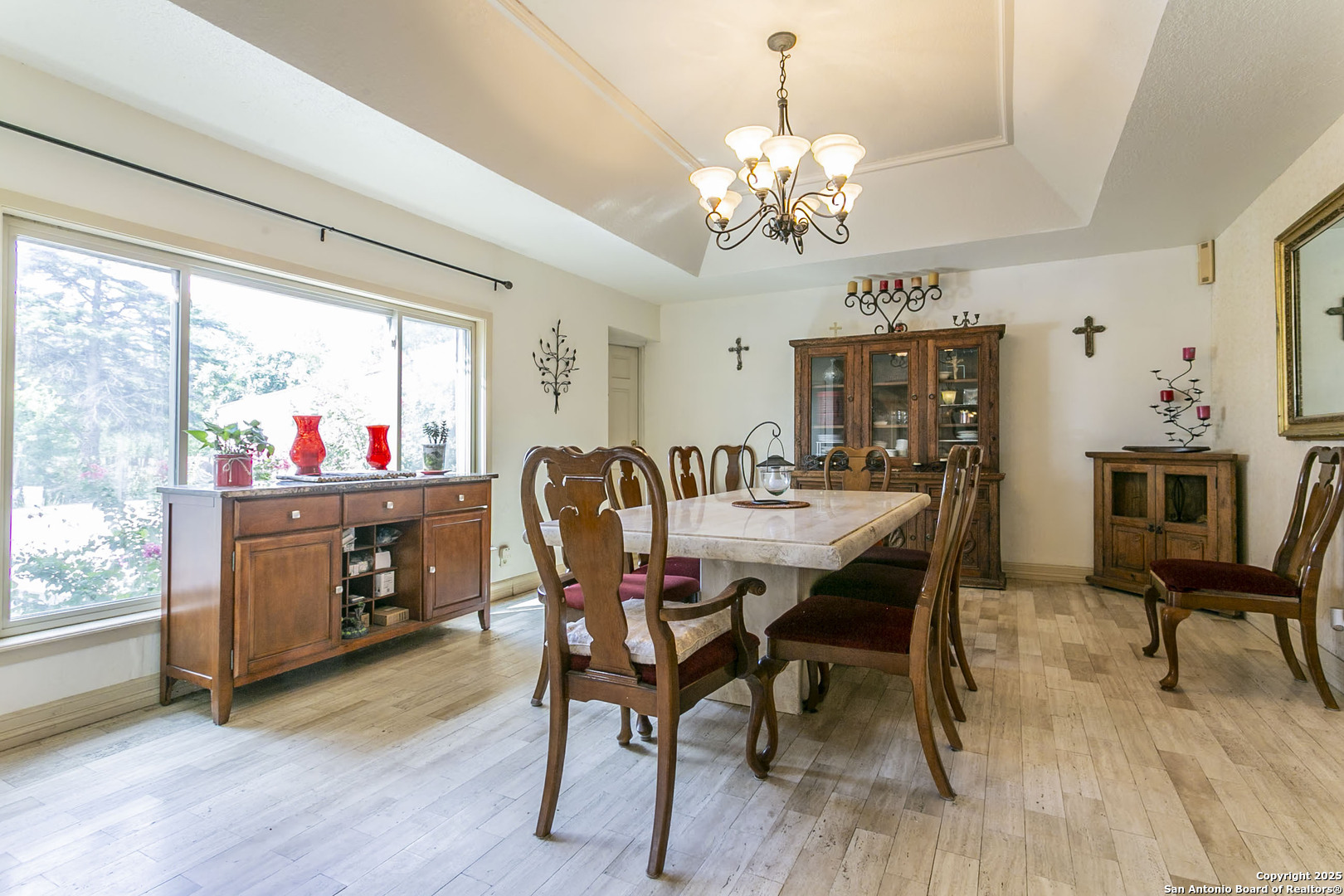 901 RIVER RD