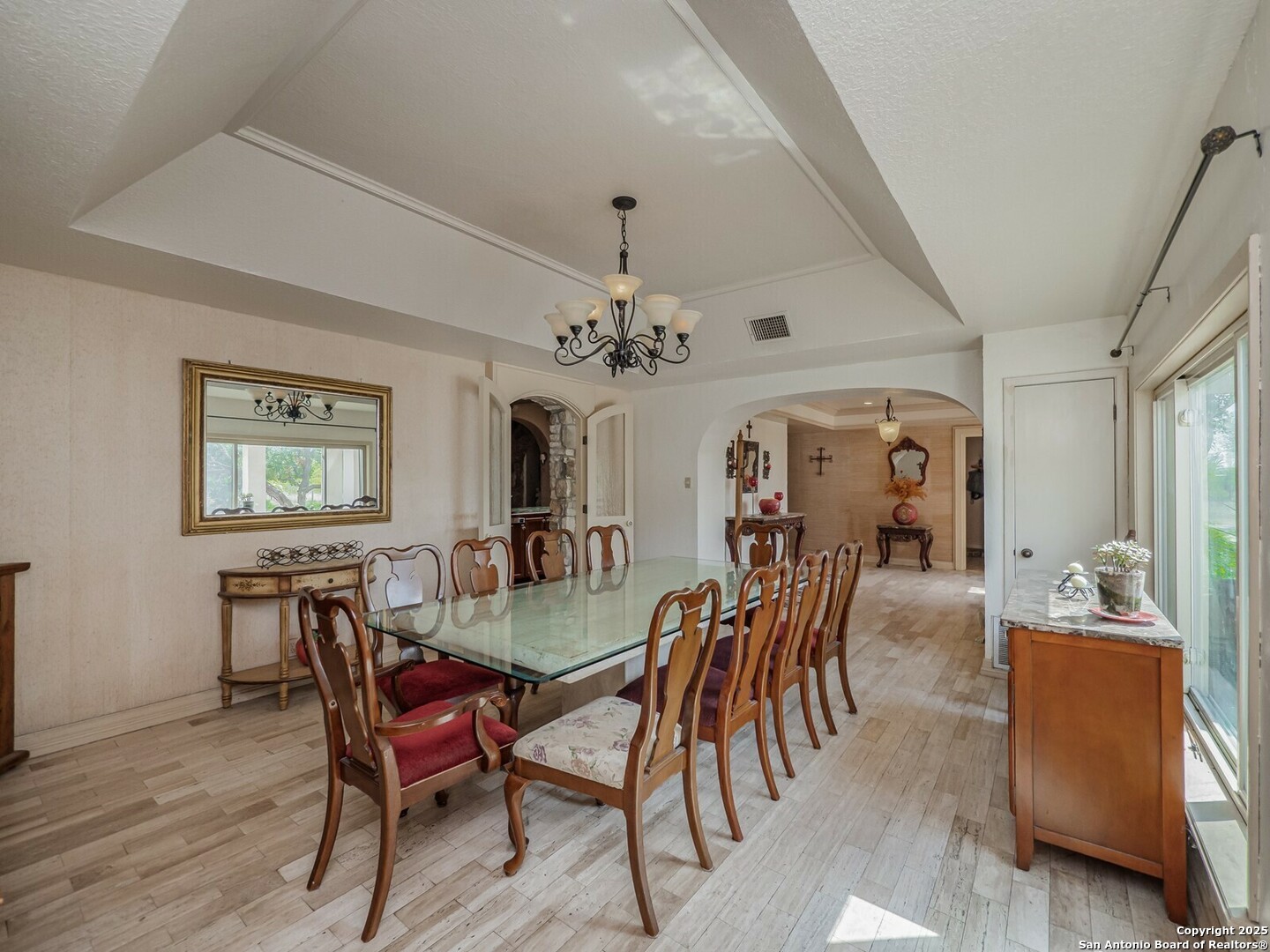 901 RIVER RD