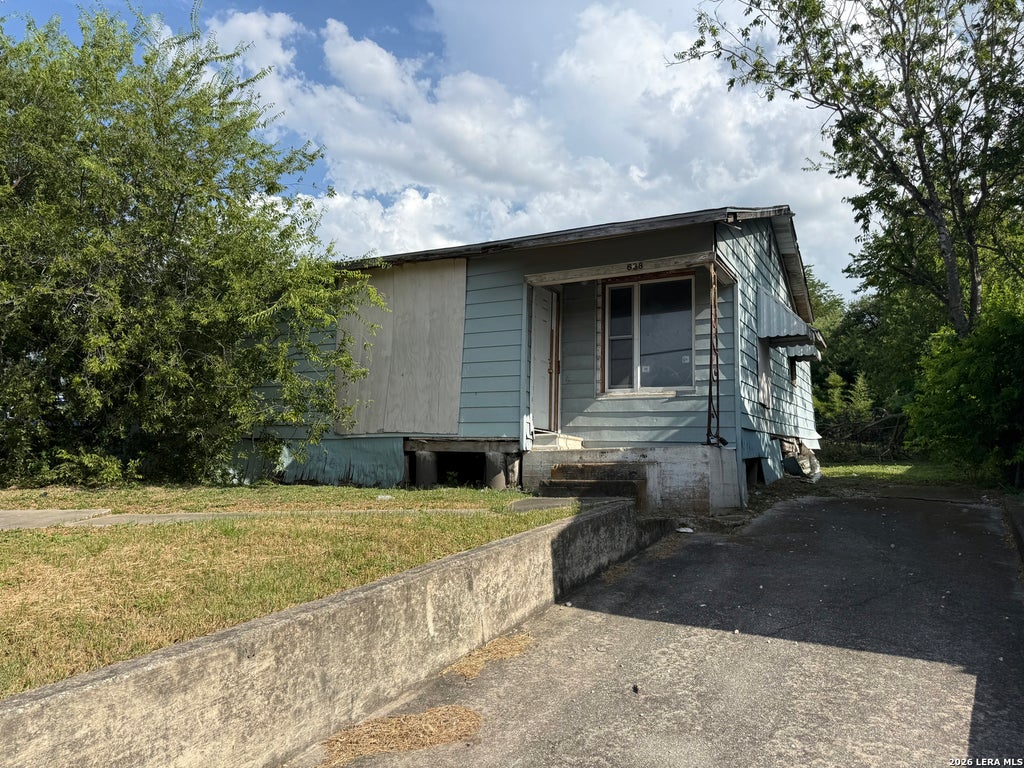 Photo of 638 Belmont, San Antonio, TX 78202 (MLS # 2005259)