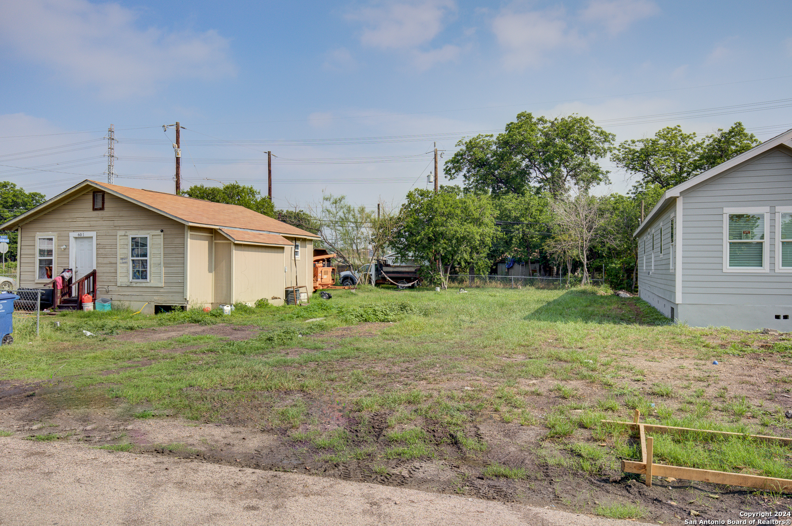 View San Antonio, TX 78202 property