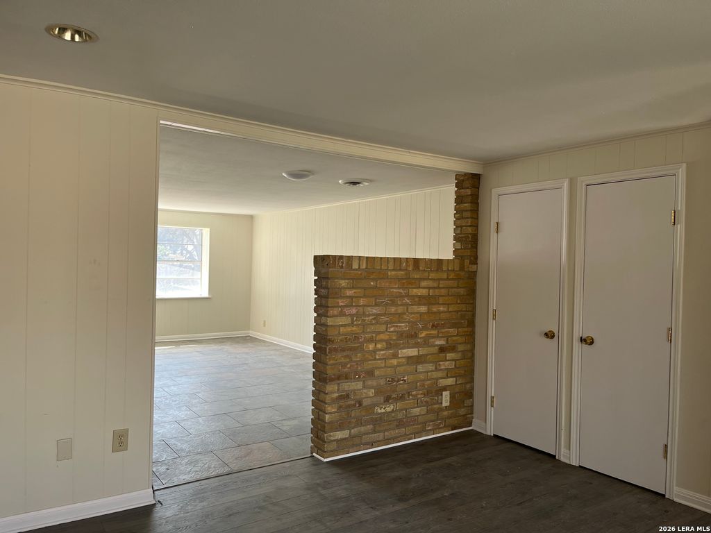 Photo of 425 Driftwind, Windcrest, TX 78239 (MLS # 1947405)