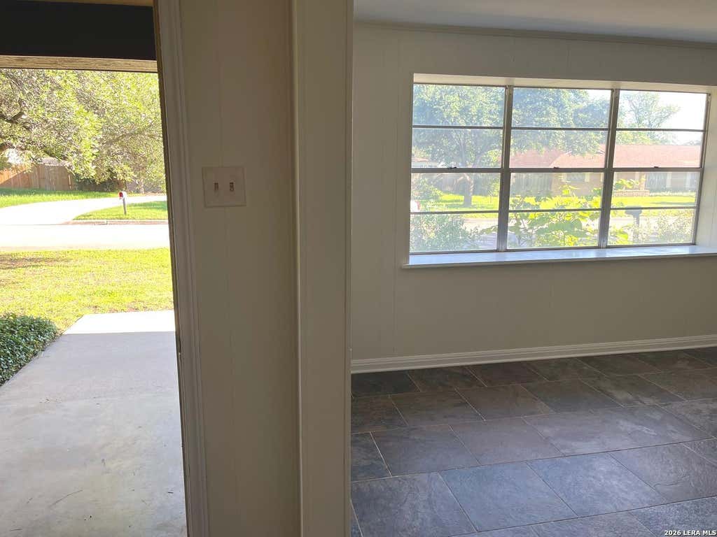 Photo of 425 Driftwind, Windcrest, TX 78239 (MLS # 1947405)