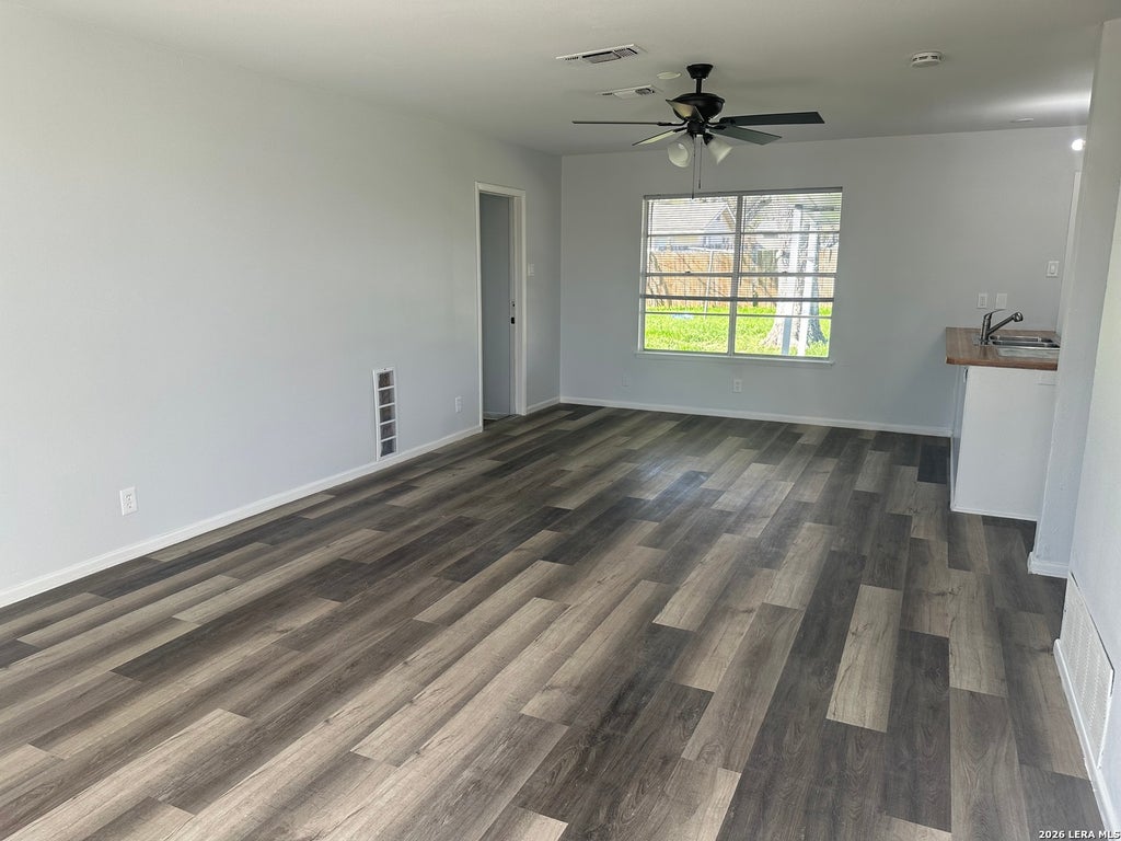 Photo of 115 Meadow Trail Dr, San Antonio, TX 78227 (MLS # 2016606)