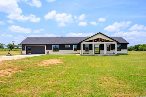 Property photo of 11413 Stuart Rd, San Antonio, TX 78263