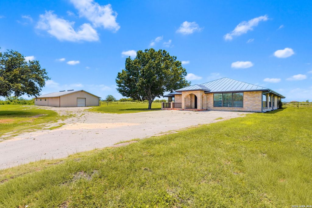 Photo of 166 LOWER SEGUIN RD, Marion, TX 78124 (MLS # 1994466)