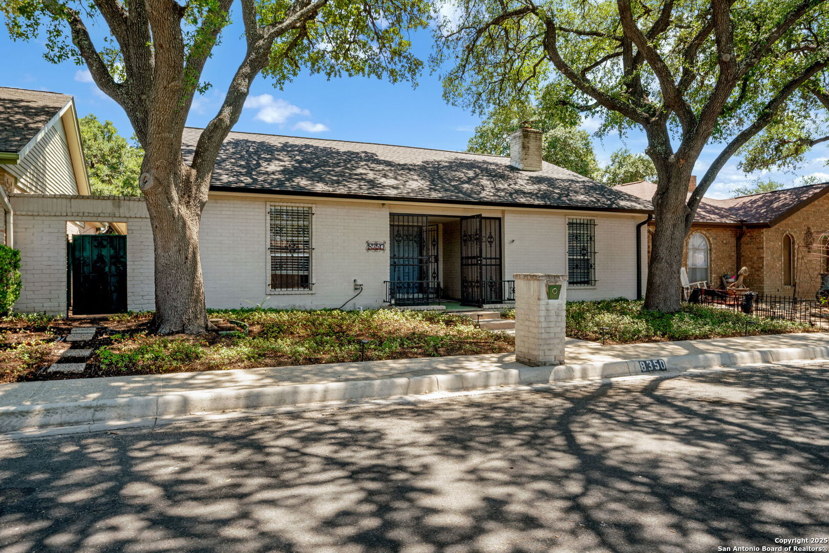 8350 Windway