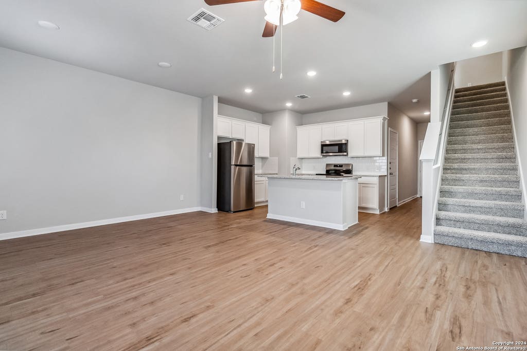 Photo of 3944 ABBOTT PASS, St Hedwig, TX 78152 (MLS # 2007989)