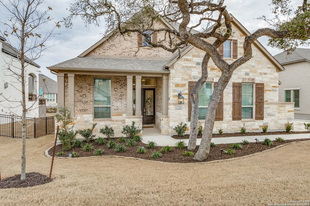 Photo of 143 Sonrisa, Boerne, TX 78006 (MLS # 1949005)