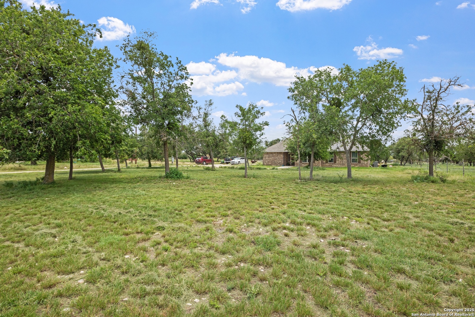 143 Michael Dr