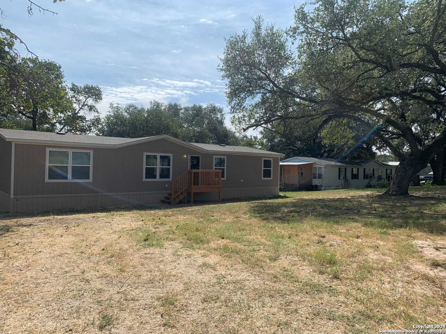 View Elmendorf, TX 78112 mobile home