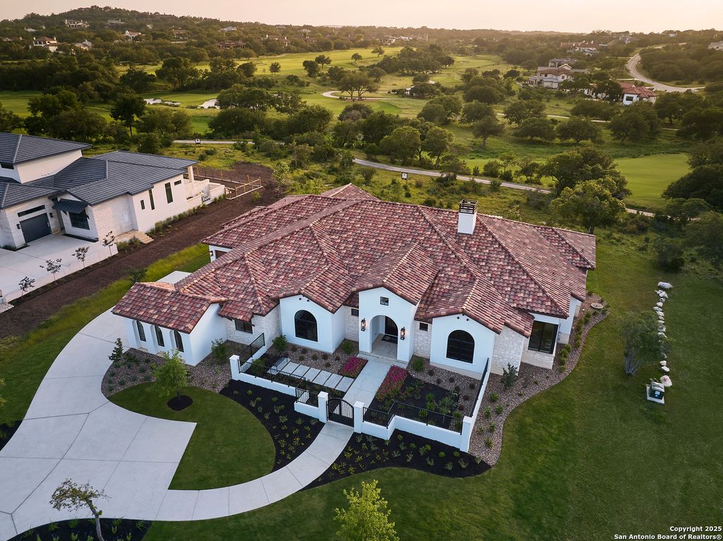 Photo of 3728 Clubs Dr, Boerne, TX 78006 (MLS # 1930743)