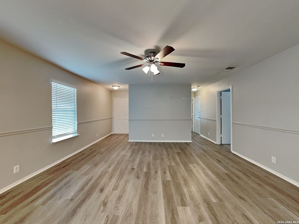 Photo of 2007 MISSION CV, San Antonio, TX 78223 (MLS # 1956936)