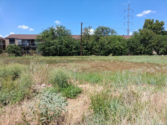 321 W LANGLEY BLVD, UNIVERSAL CITY, TX 78148 - Image c8d1b21bfe6f37dd779087f85bce68da/2106621270