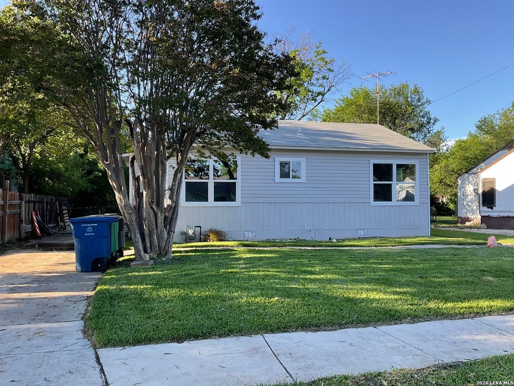 Photo of 115 Elmo Ave, San Antonio, TX 78225 (MLS # 1971354)