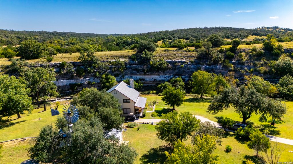Photo of 1763 Nixon Creek Rd, Fredericksburg, TX 78624 (MLS # 1942694)